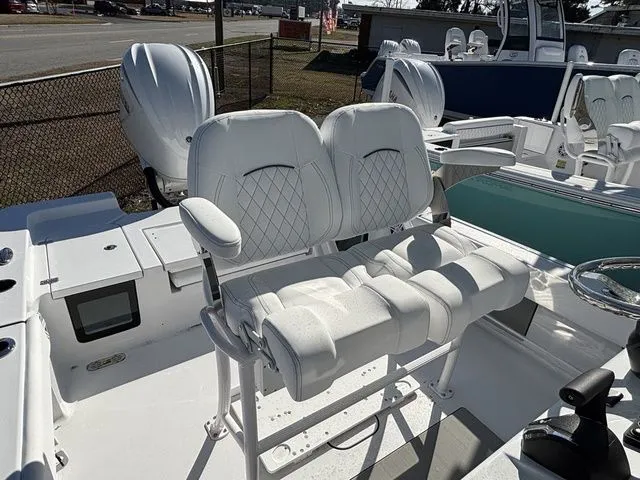 Slide: The Image of Sportsman Masters 247 Bay Boat 2026 - 29