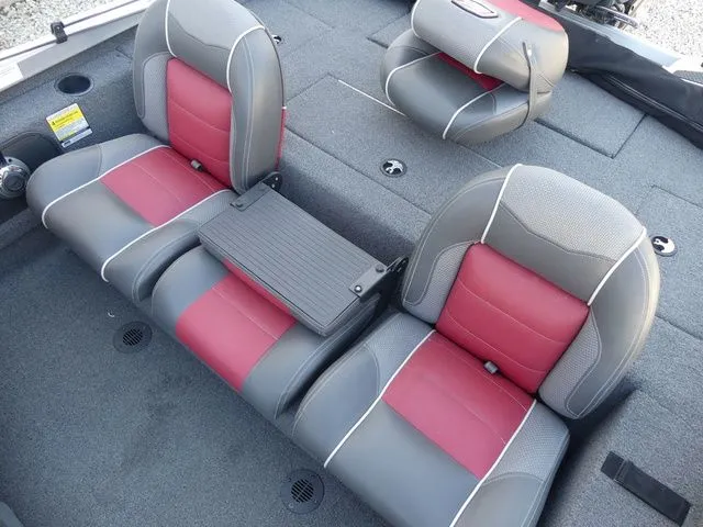 Slide: The Image of Ranger RT188 2019 - 17