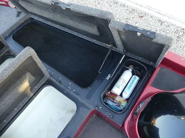 Slide: The Image of Skeeter ZX200 2010 - 12