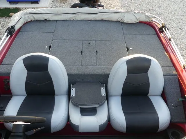 Slide: The Image of Skeeter ZX200 2010 - 19