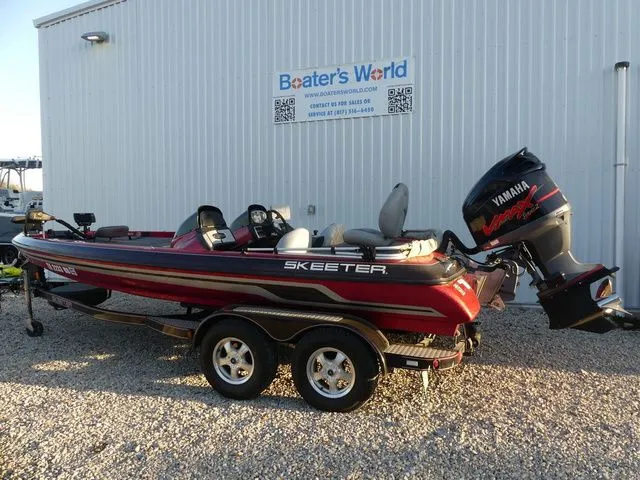 Slide: The Image of Skeeter ZX200 2010 - 3