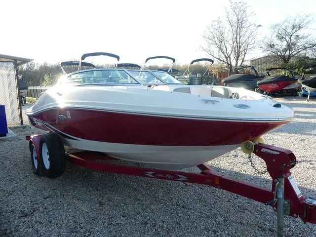 Slide: The Image of Sea Ray 185 Sport 2011 - 8