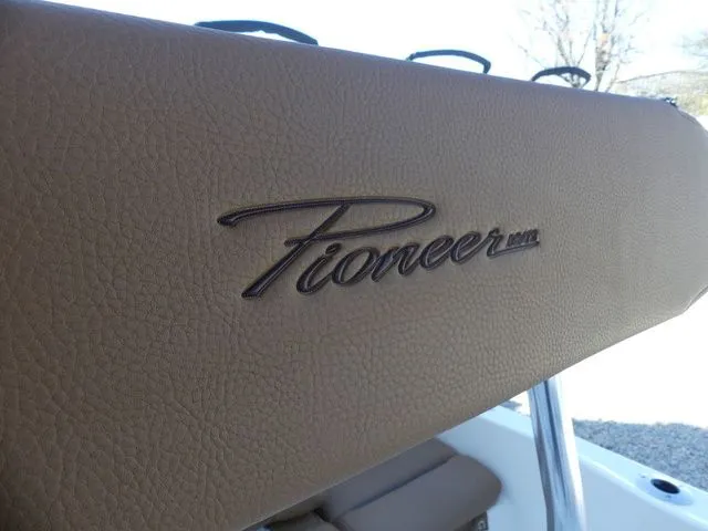 Slide: The Image of Pioneer 180 Islander 2026 - 19