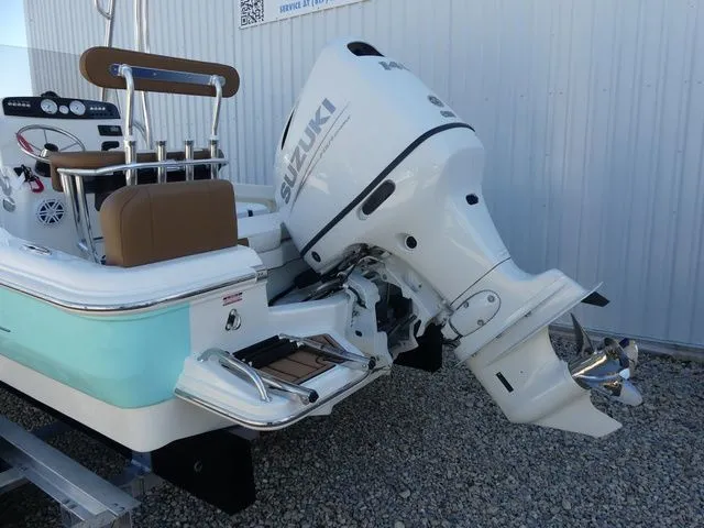 Slide: The Image of Pioneer 180 Islander 2026 - 4