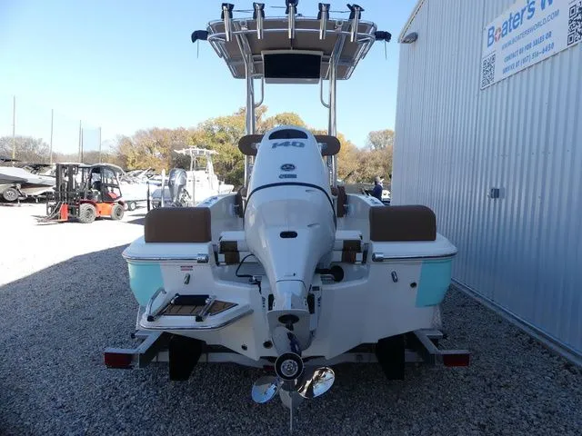 Slide: The Image of Pioneer 180 Islander 2026 - 5