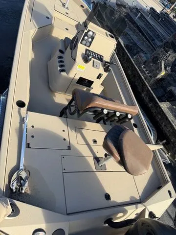 Slide: The Image of Excel 220 Bay Pro Elite 2026 - 11