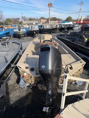 Slide: The Image of Excel 220 Bay Pro Elite 2026 - 2