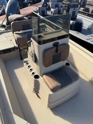 Slide: The Image of Excel 220 Bay Pro Elite 2026 - 7