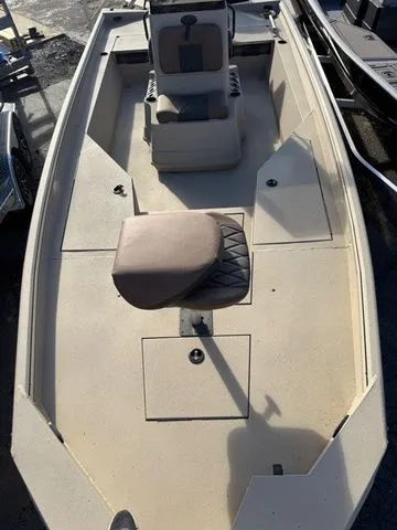 Slide: The Image of Excel 220 Bay Pro Elite 2026 - 8