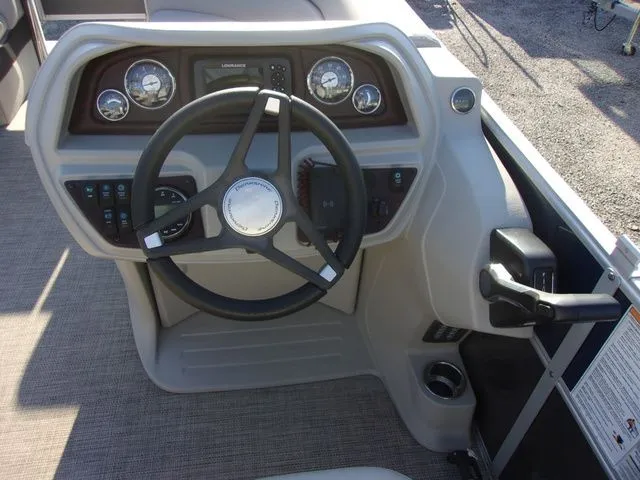 Slide: The Image of Berkshire LE Series 22RFC LE 2023 - 3