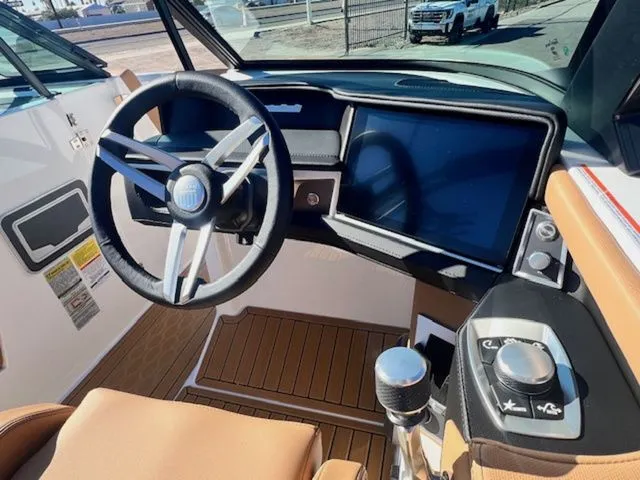 Slide: The Image of MasterCraft XT24 2026 - 18