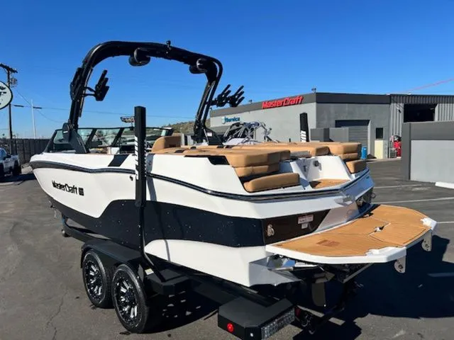 Slide: The Image of MasterCraft XT24 2026 - 8