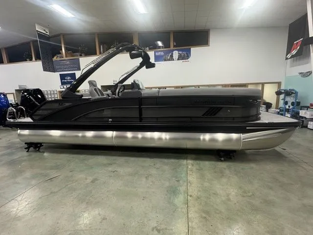 Slide: The Image of Bennington M Swingback 26 MSB 2026 - 2