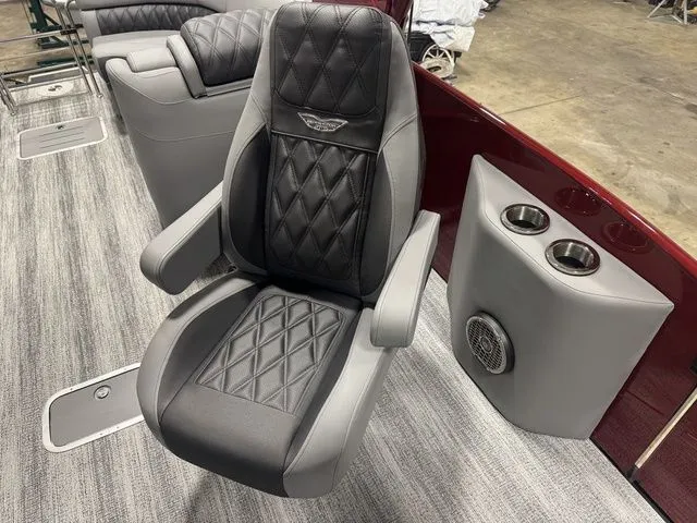 Slide: The Image of Bennington RX Sport Quad Bench 25 RXFBA 2026 - 15