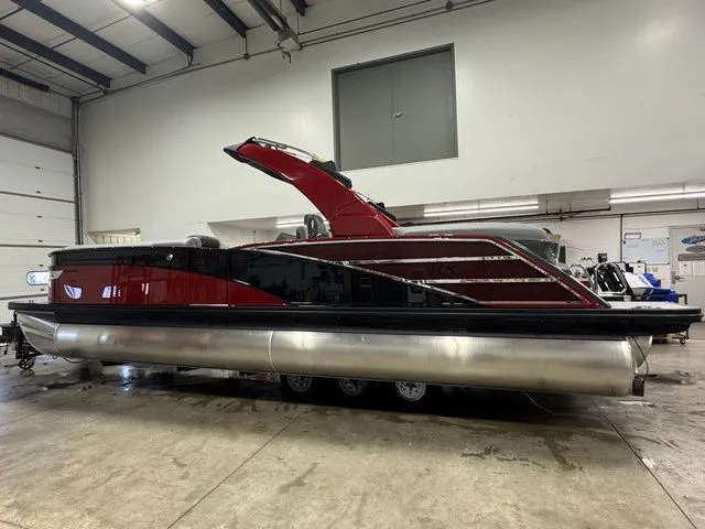 Slide: The Image of Bennington RX Sport Quad Bench 25 RXFBA 2026 - 4