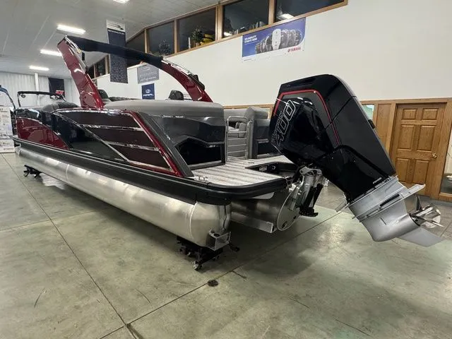 Slide: The Image of Bennington RX Sport Quad Bench 25 RXFBA 2026 - 8