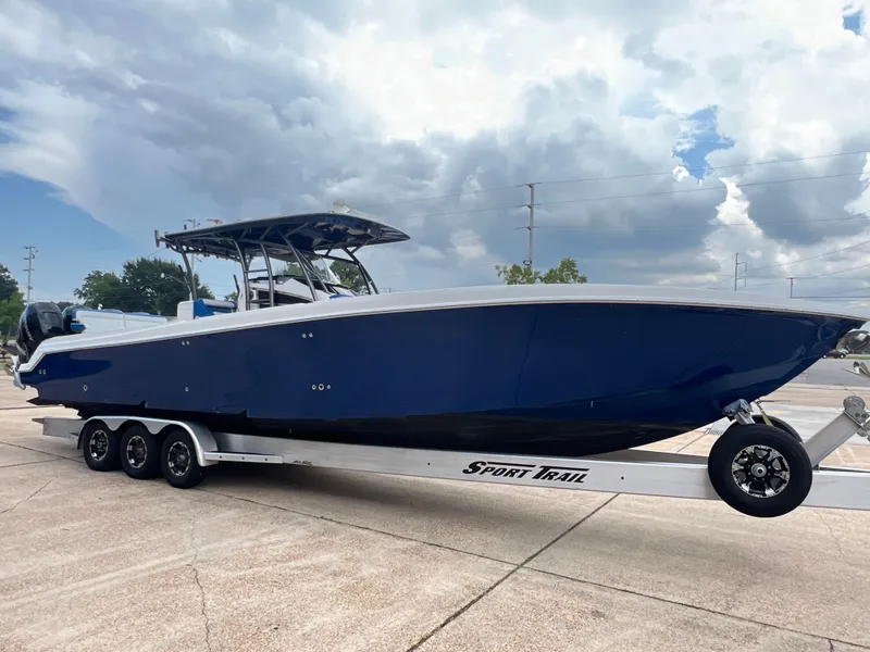 Slide: The Image of Nor-Tech 392 Super Fish 2019 - 5