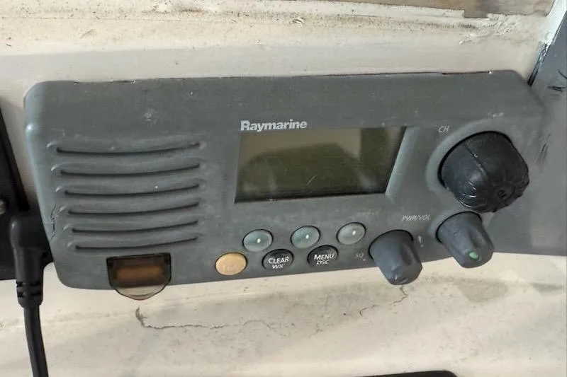 Slide: The Image of Raymarine marine radio device on a Monza 26, model year 2002. - 14