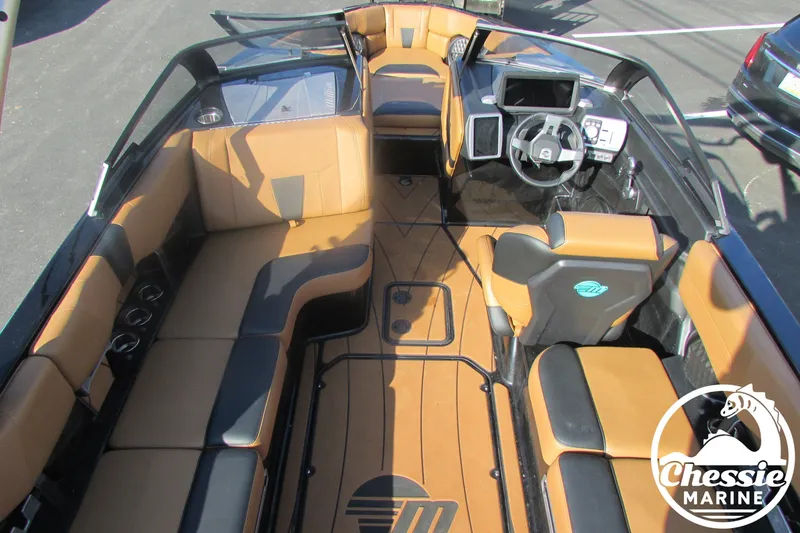 Slide: The Image of Malibu Wakesetter 23 LSV 2022 - 13