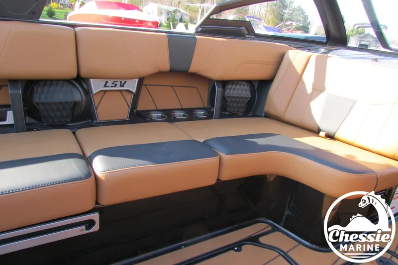 Slide: The Image of Malibu Wakesetter 23 LSV 2022 - 21