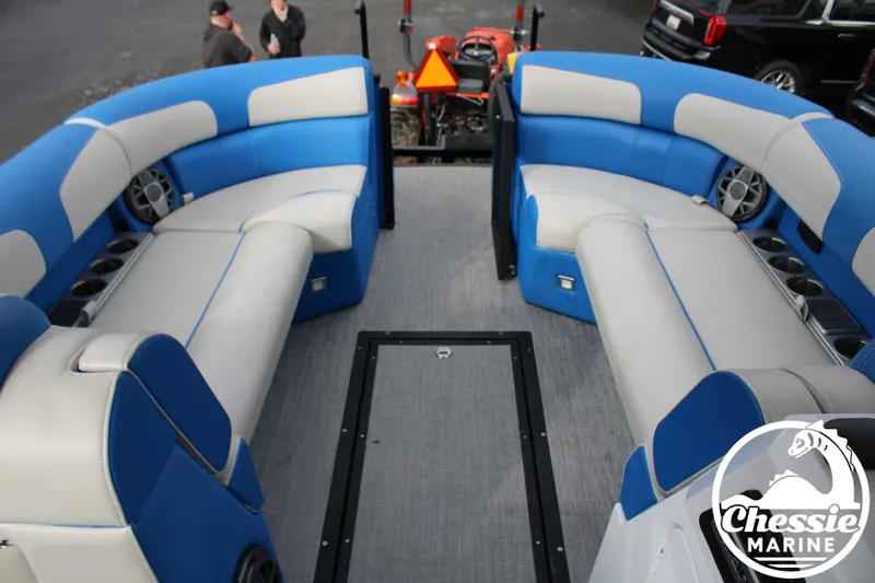 Slide: The Image of Montara Wake Boss 25 SL 2025 - 13