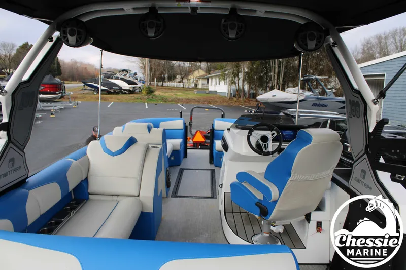 Slide: The Image of Montara Wake Boss 25 SL 2025 - 22