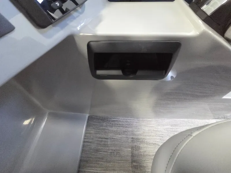 Slide: The Image of Bentley Pontoons Legacy 220 Swingback 2026 - 12