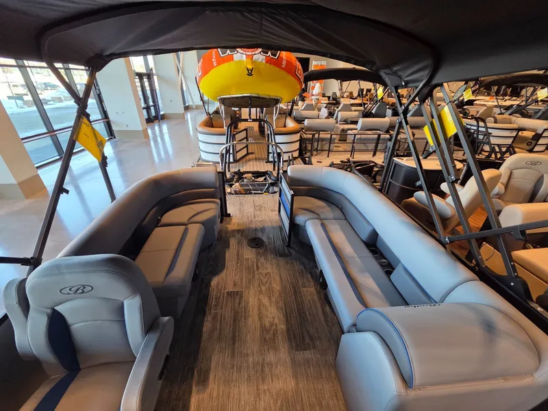 Slide: The Image of Bentley Pontoons 223 Bolt 2026 - 15