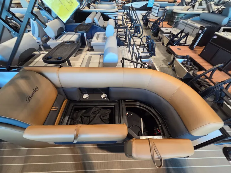 Slide: The Image of Interior view of Bentley Pontoons Legacy 243 Navigator 2026. - 23