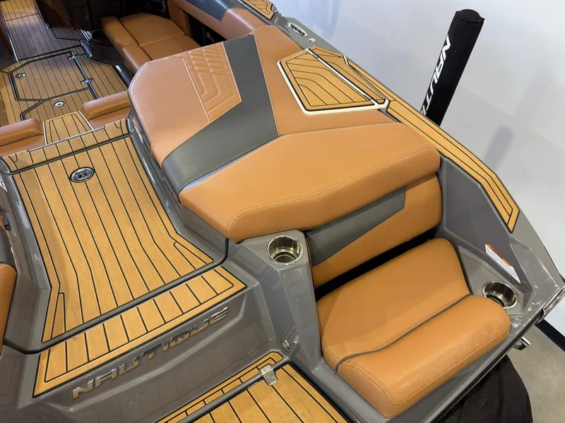 Slide: The Image of Nautique Super Air Nautique G23 2023 - 11