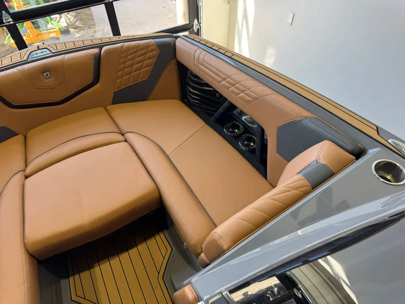 Slide: The Image of Nautique Super Air Nautique G23 2023 - 18