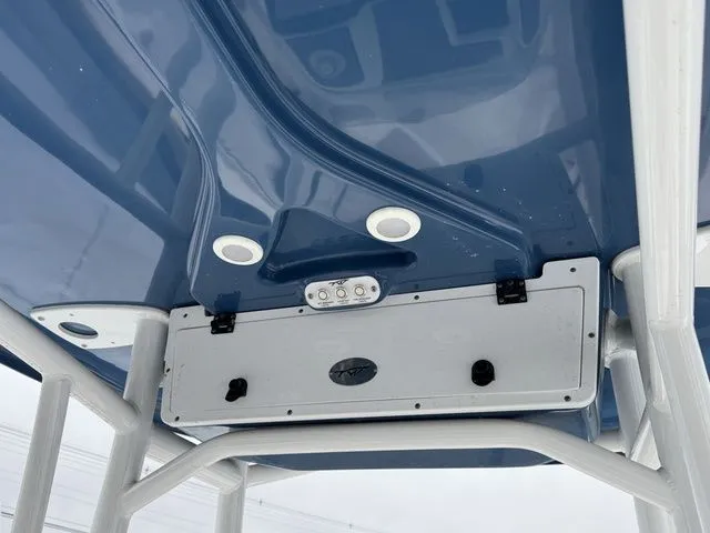 Slide: The Image of Tidewater 198 CC Adventure 2024 - 9