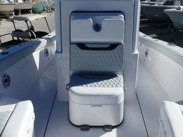 Slide: The Image of Blackfin 262 HB 2026 - 14