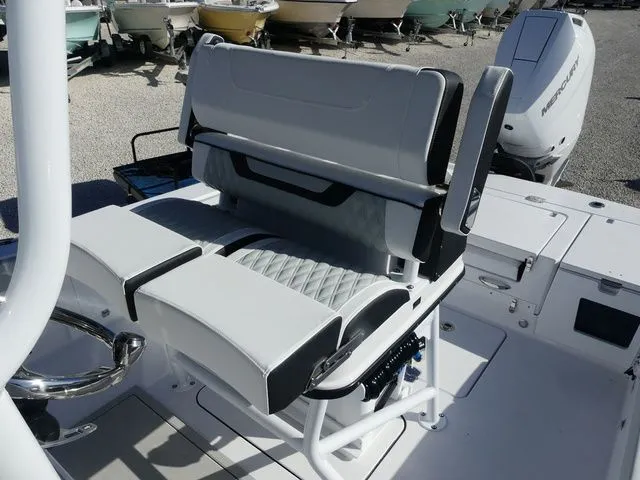 Slide: The Image of Blackfin 262 HB 2026 - 9