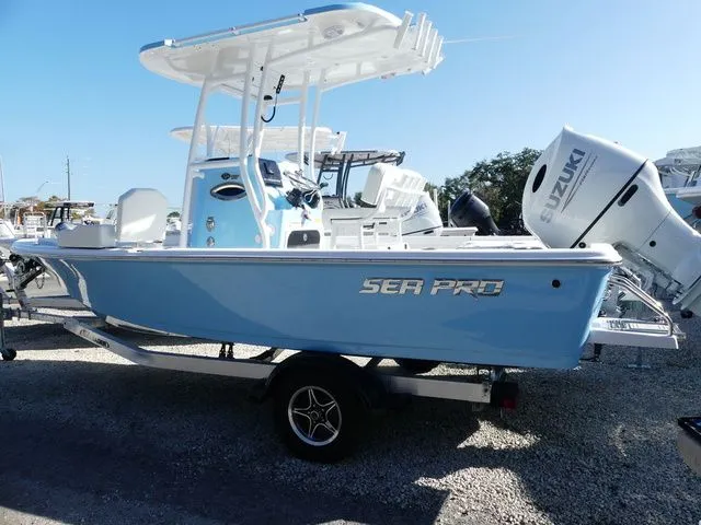 Slide: The Image of Sea Pro 210 Bay 2026 - 3