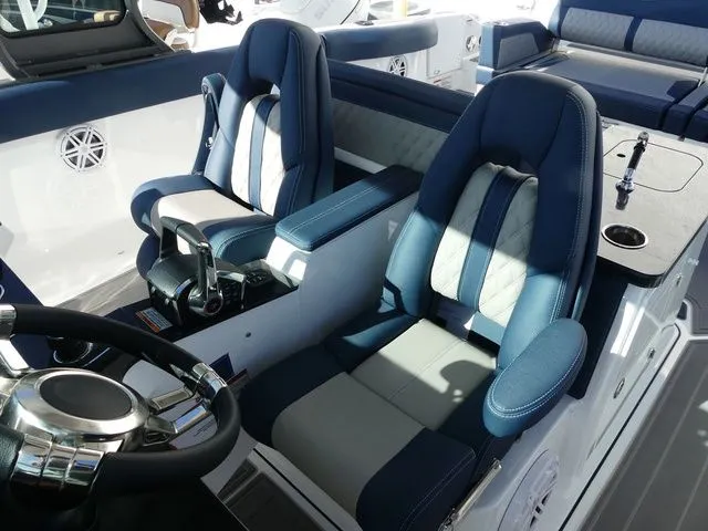 Slide: The Image of Monterey Elite 30 OB 2026 - 15