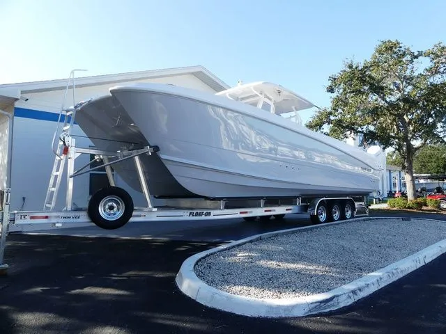 The Image of Twin Vee 340 Center Console GFX 2026 - 1