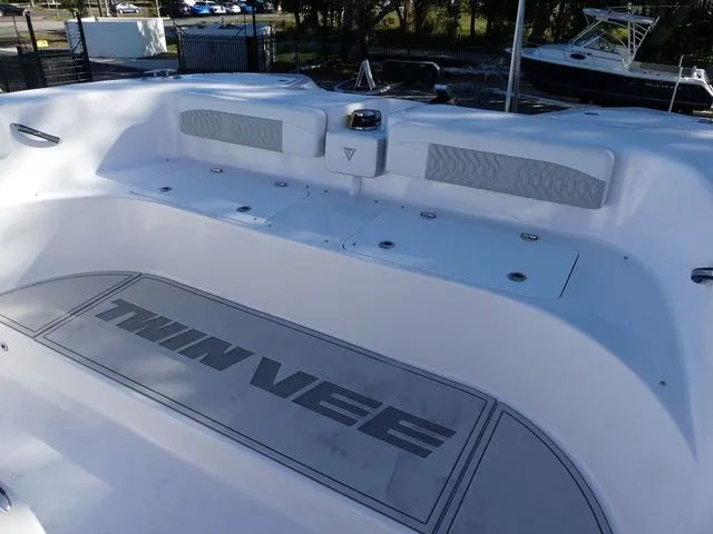Slide: The Image of Twin Vee 340 Center Console GFX 2026 - 23
