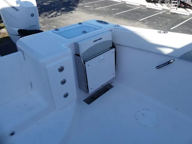 Slide: The Image of Twin Vee 340 Center Console GFX 2026 - 9