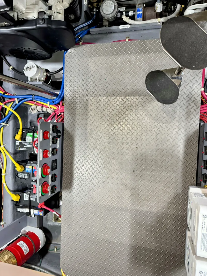 Slide: The Image of Carver C37 2017 - 65