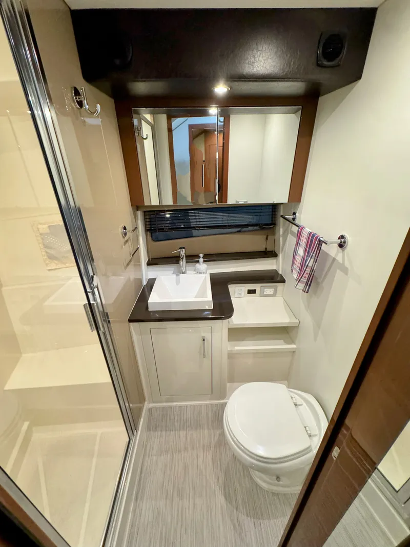 Slide: The Image of Carver Yachts C37 2017 - 29