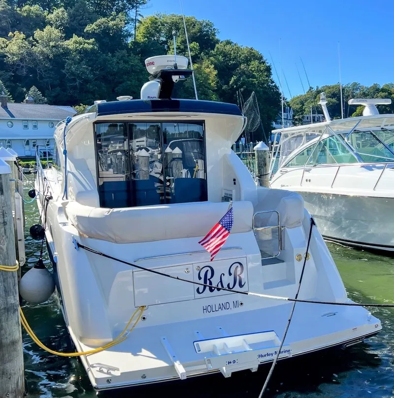 Slide: The Image of Carver Yachts C37 2017 - 5