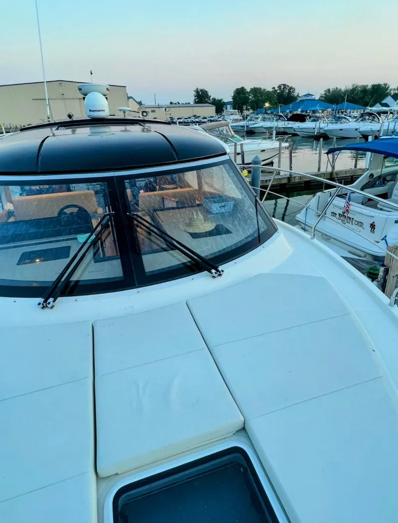 Slide: The Image of Carver Yachts C37 2017 - 6