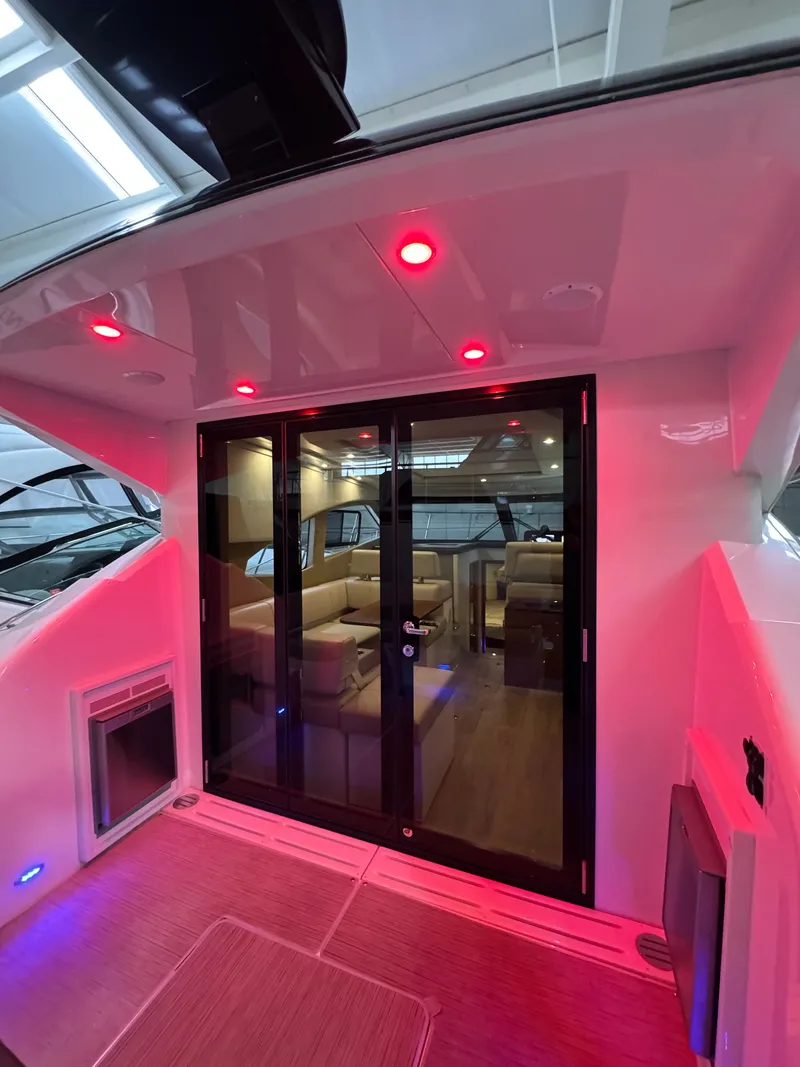 Slide: The Image of Carver Yachts C37 2017 - 61