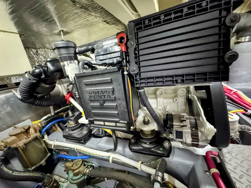 Slide: The Image of Carver Yachts C37 2017 - 77