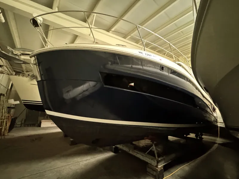 Slide: The Image of Carver Yachts C37 2017 - 93