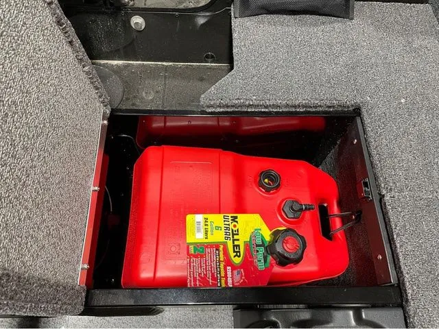 Slide: The Image of Lund Angler 1650 Tiller 2026 - 17