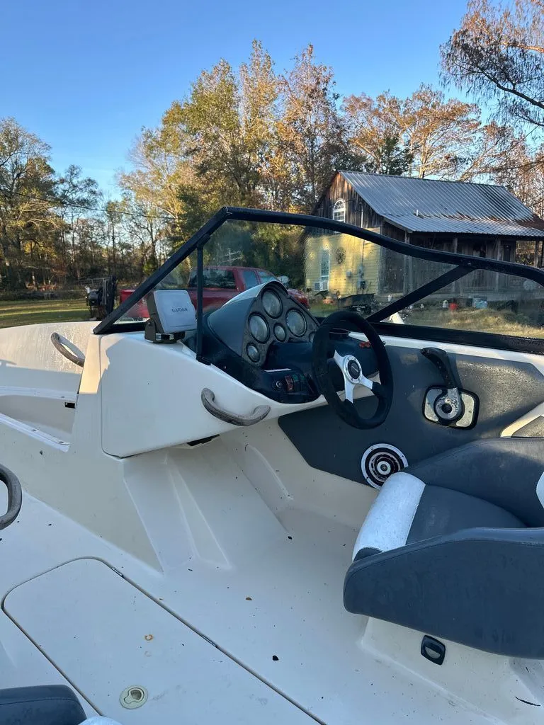 Slide: The Image of Sea-Doo Utopia 2006 - 6