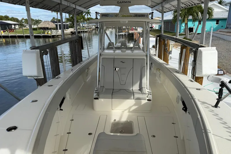 Slide: The Image of 2019 SeaVee 390Z boat interior - 34