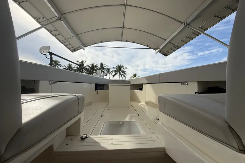 Slide: The Image of 2019 SeaVee 390Z boat interior - 37